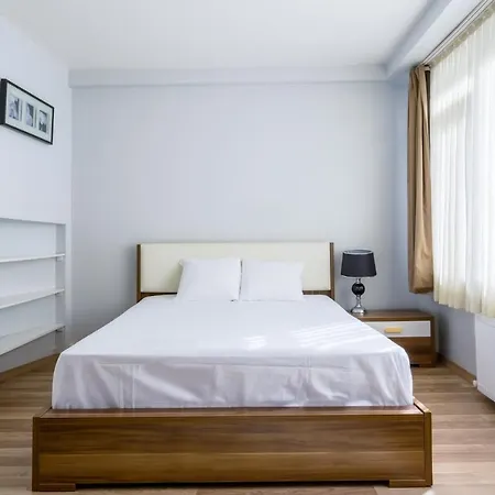 Spacious And Central Flat In Sisli