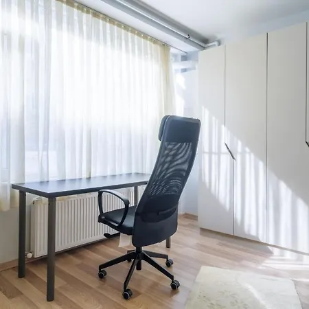 Spacious And Central Flat In Sisli